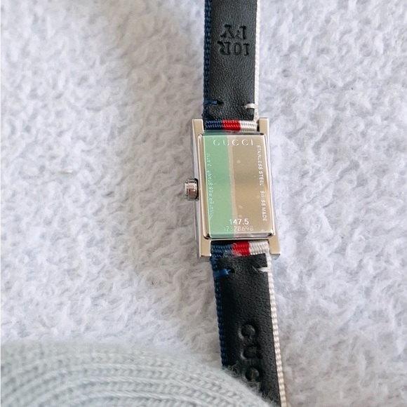 Authentic Gucci G-Frame Multicolored Dial Quartz Nylon Women's Watch - Picture 9 of 16